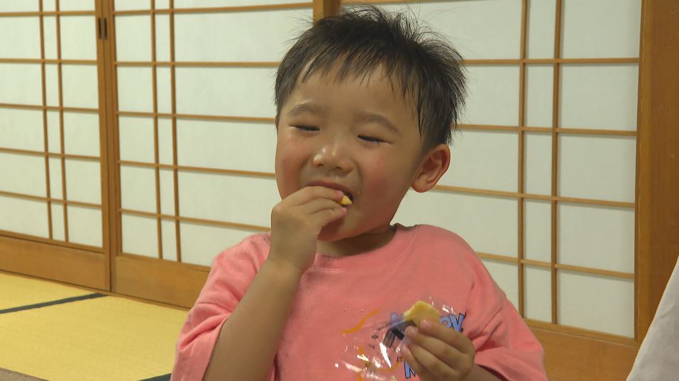 子どもの貧困率11.5%　物価高で家計厳しく…善光寺の宿坊で「こどもカフェ」無料でおにぎりや精進料理など提供「安心して過ごせる場所に」