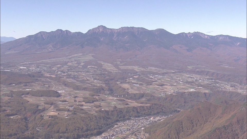 石につまづき転倒　静岡県の69歳女性を救助　八ヶ岳連峰中山で遭難　軽傷の模様