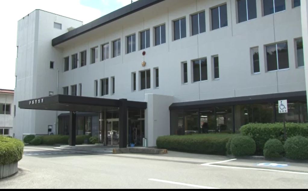 10月に入り7人が死亡　キノコ採りの遭難相次ぐ　23日は90歳男性が山中で意識不明で発見　病院で死亡を確認