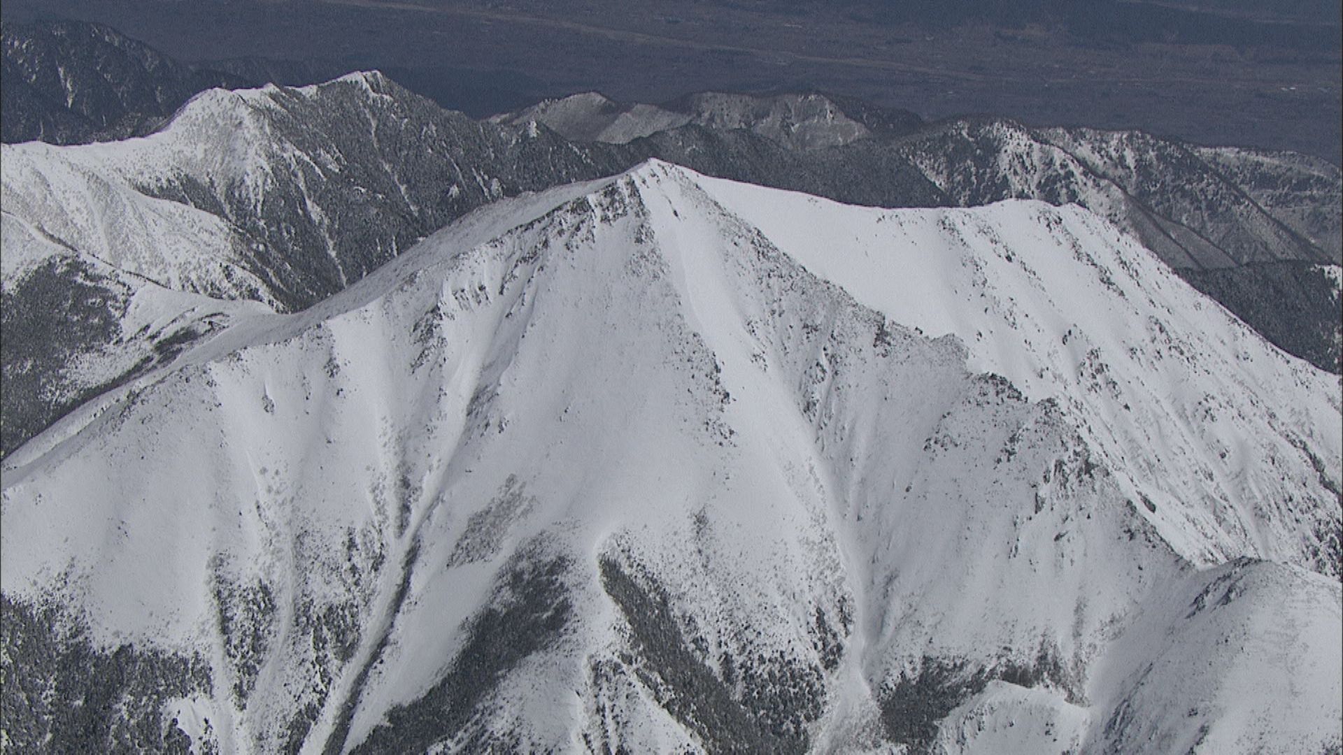 「動かない人を発見」松本市の32歳女性が死亡　アイゼンやピッケルなど冬山装備は見当たらず軽装　北アルプス常念岳で遭難