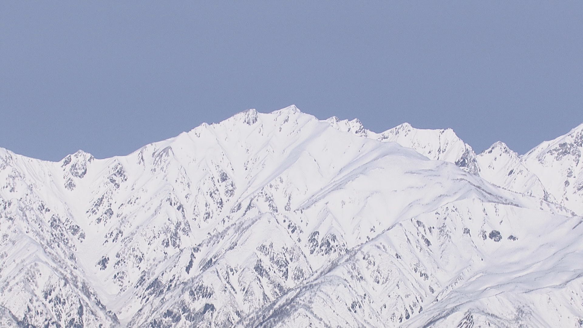 「連絡しても応答ない」と家族から届出　行方不明になっていた新潟県の63歳男性を救助「バックカントリースキー中、道に迷った」山中で2日間ビバーク　自力で下山…救助隊が発見　北アルプス唐松岳で遭難