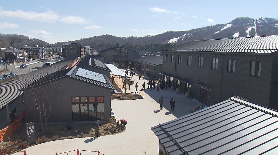 軽井沢に新スポット「軽井沢T-SITE」駅直結の商業施設　首都圏などの人気店、ホテル、温浴施設も