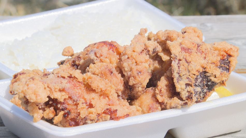 「もう無理」名物店ピンチ…ふたが閉まらない「から揚げ弁当」大粒6つで580円　“鶏肉ショック”価格上昇…米、油、容器も値上がり　店は困惑「値上げも仕方ないかも」