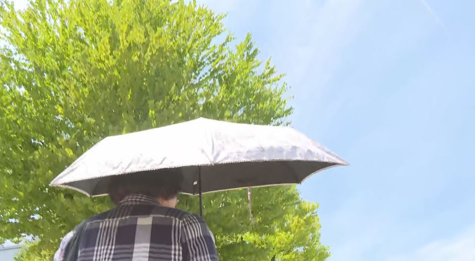 「梅雨でこんなに暑いの？異常」10地点で“猛暑日”　15日は「40度に迫る危険な暑さ」「特に暑いのは昼過ぎ」初の「熱中症警戒アラート」　長野・松本37度予想　適切なエアコン、1日1.2リットルの水分を