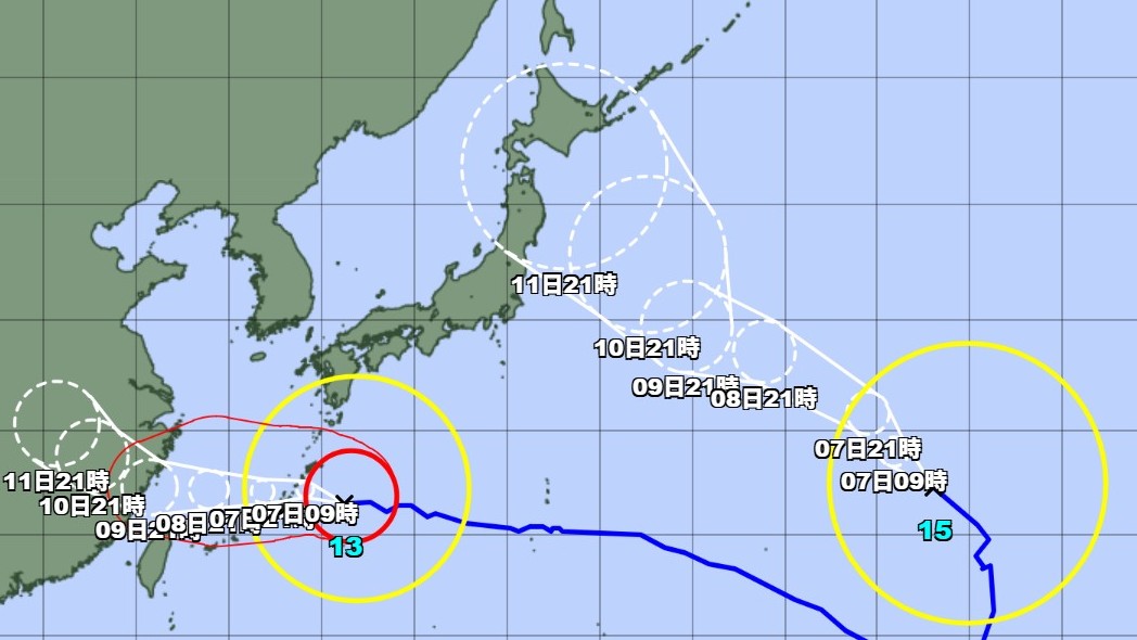 【台風情報】ダブル台風の今後の進路予想は　台風13号は8日（土）にかけて強い勢力を維持して南西諸島に接近し、9日頃にかけて東シナ海を西に進む見込み