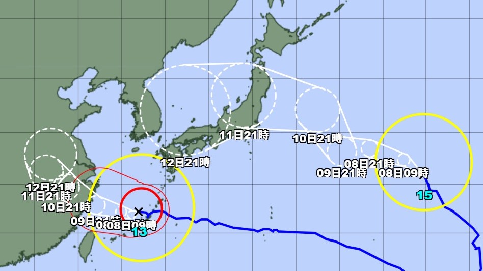 【台風情報】ダブル台風の今後の進路予想は　台風13号は非常に強い勢力で沖縄本島地方や奄美地方にかなり接近　台風15号は8日午後9時には日本の東に達する見通し